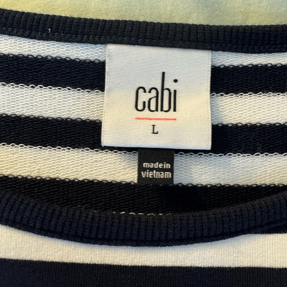 NWOT Cabi Illusion Tee. Navy/white striped. Size Large. - Picture 7 of 9
